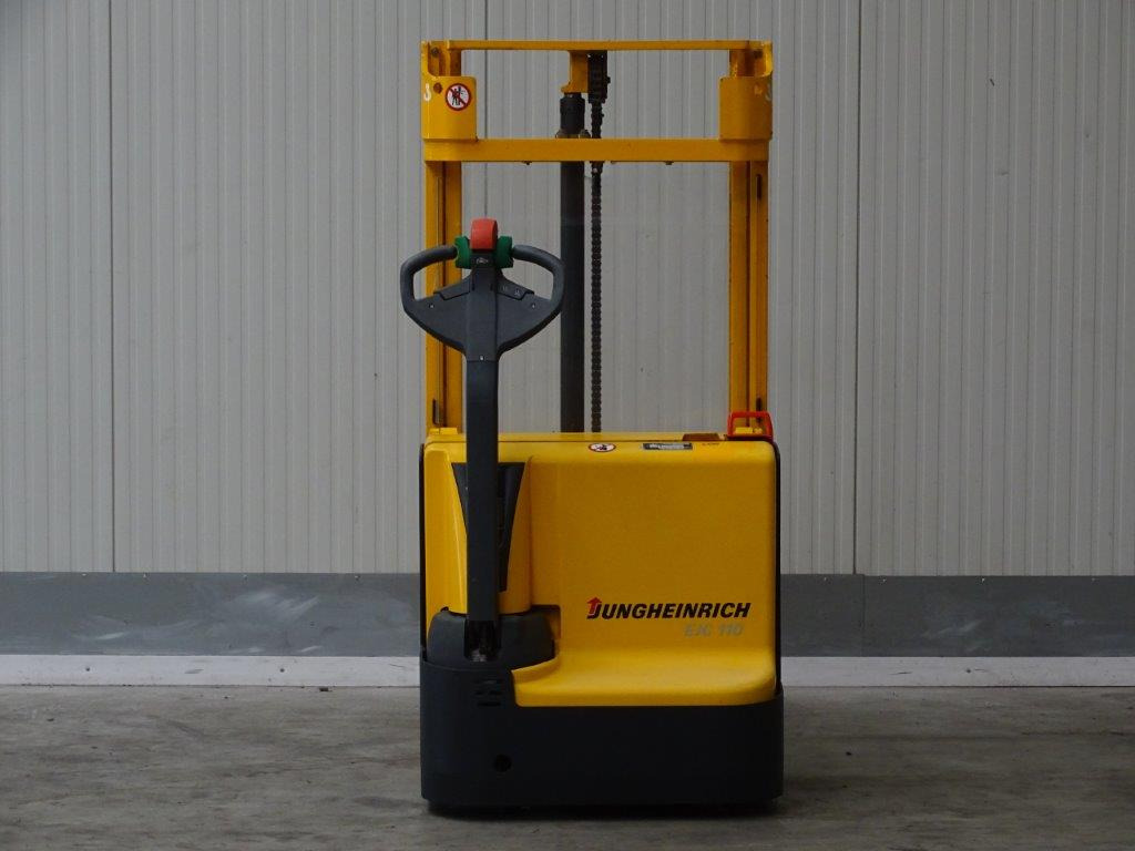 Jungheinrich EJC110 - NEU BATTERIE - Штабелер: фото 5 Jungheinrich EJC110 - NEU BATTERIE - Штабелер: фото 5