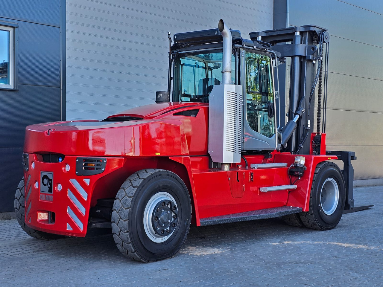 Kalmar DCG160-12 - Дизельний навантажувач: фото 5 Kalmar DCG160-12 - Дизельний навантажувач: фото 5