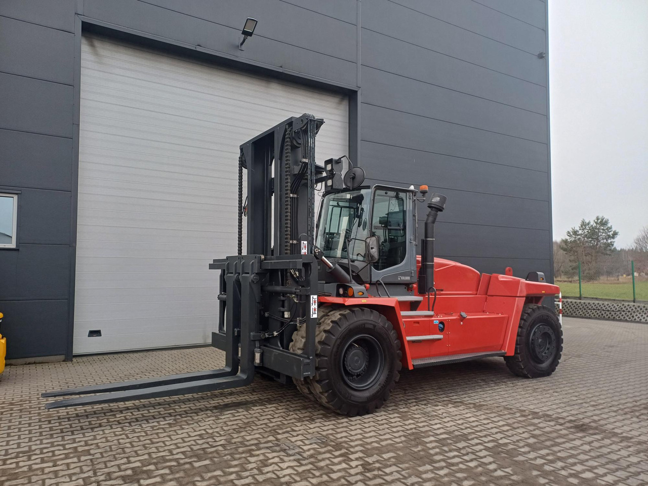 Kalmar DCG250-12LB - Дизельний навантажувач: фото 1 Kalmar DCG250-12LB - Дизельний навантажувач: фото 1