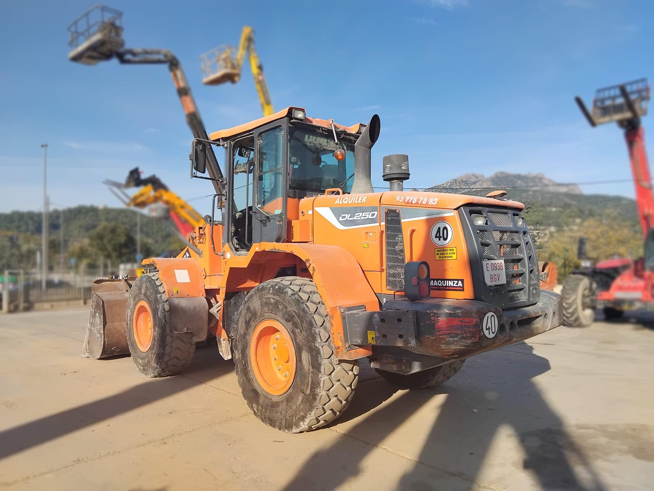 DOOSAN DL250-5 - Колісний навантажувач: фото 5 DOOSAN DL250-5 - Колісний навантажувач: фото 5