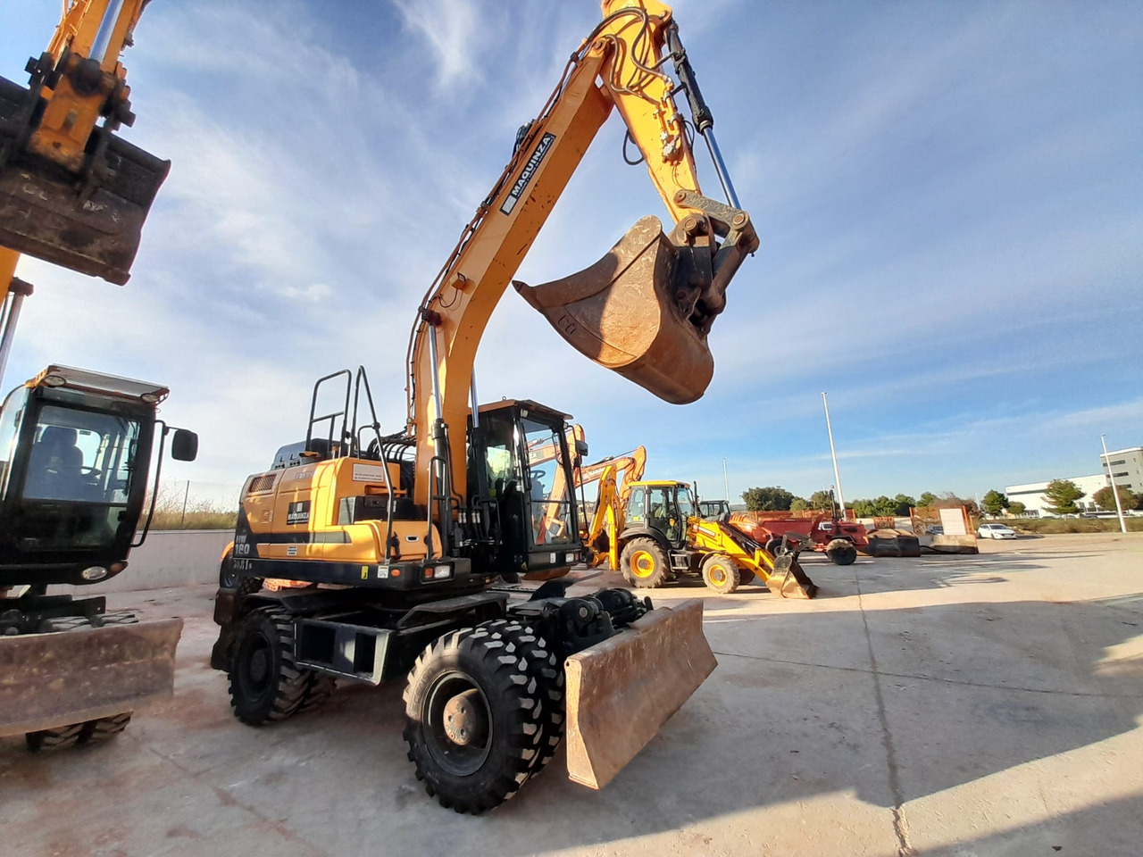 HYUNDAI HW180 - Колісний екскаватор: фото 5 HYUNDAI HW180 - Колісний екскаватор: фото 5