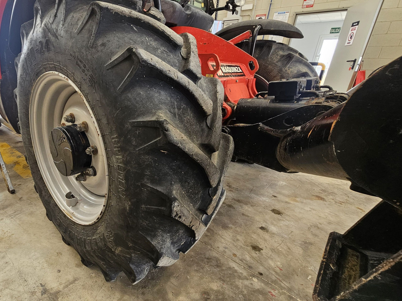 Навантажувач телескопічний MANITOU MT1335 EASY: фото 8