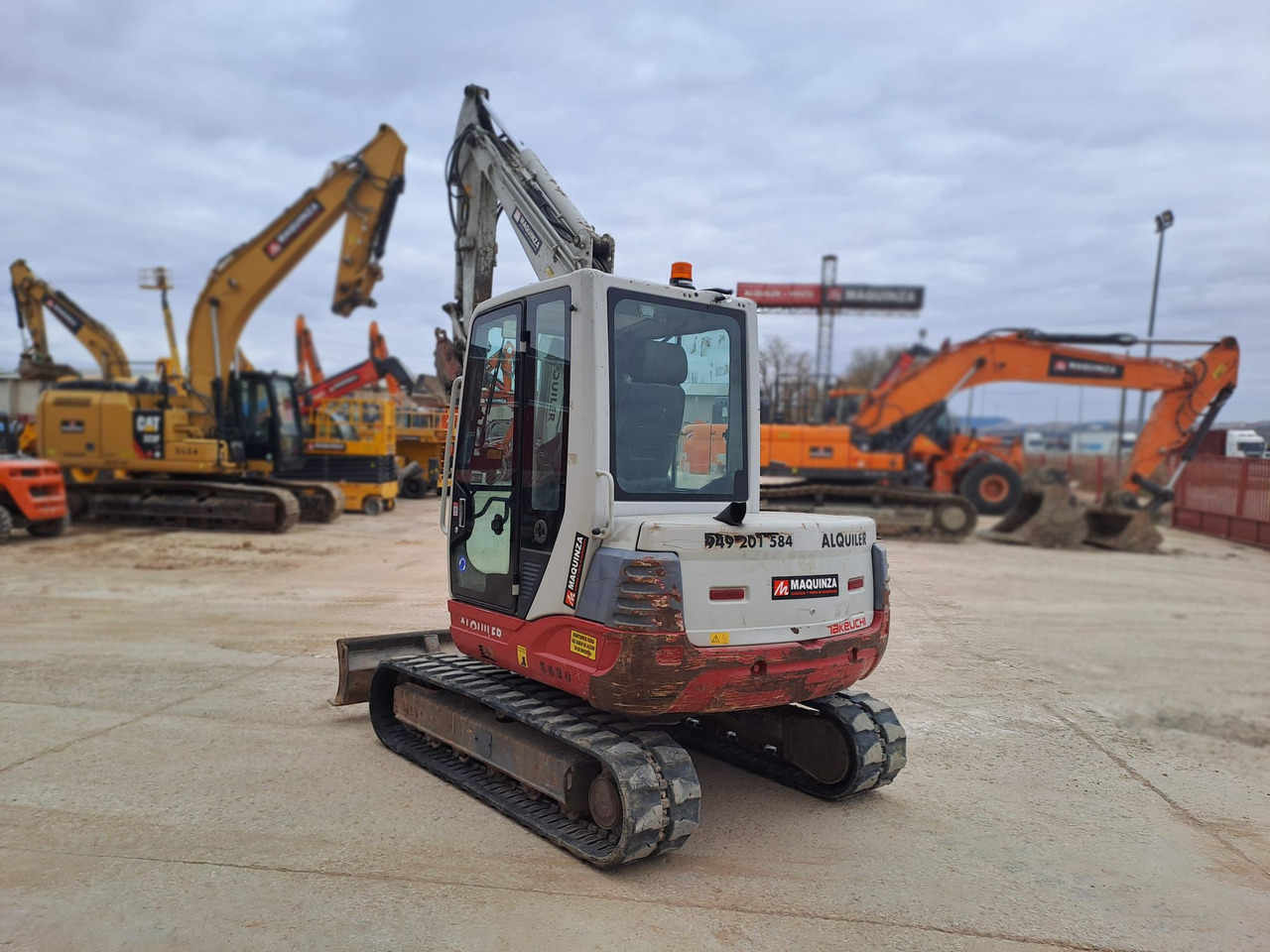 TAKEUCHI TB250 - Міні-екскаватор: фото 2 TAKEUCHI TB250 - Міні-екскаватор: фото 2