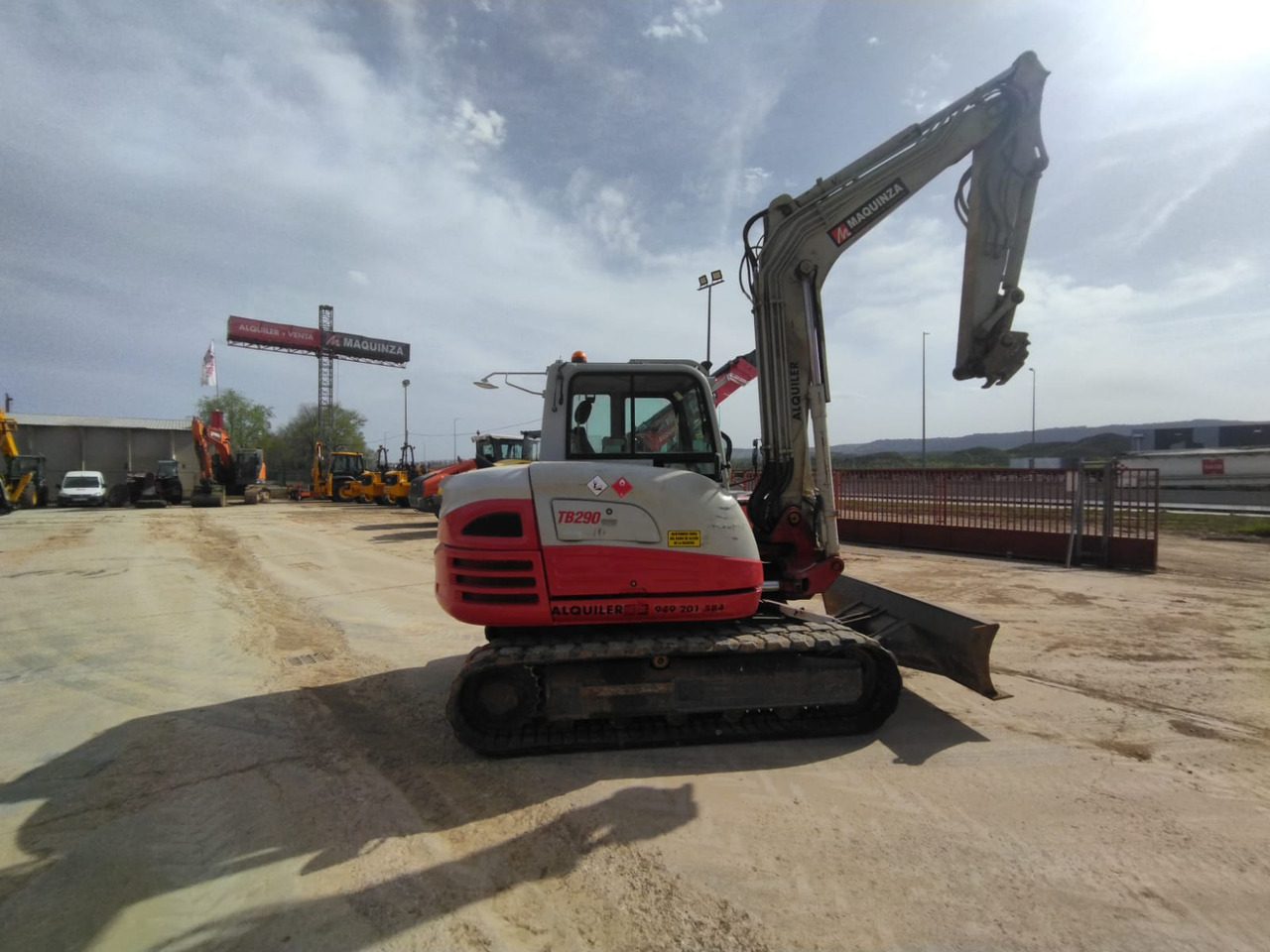 TAKEUCHI TB290 - Міні-екскаватор: фото 4 TAKEUCHI TB290 - Міні-екскаватор: фото 4