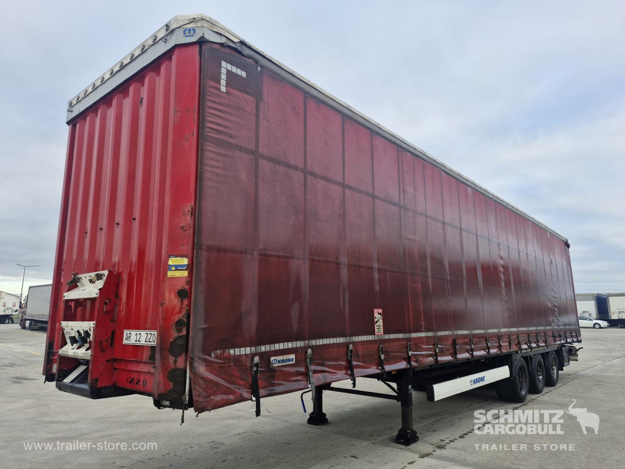 KRONE Curtainsider Mega - Тентований напівпричіп: фото 1 KRONE Curtainsider Mega - Тентований напівпричіп: фото 1