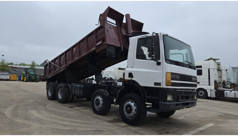 DAF 85 CF 340 (EURO 2 / MANUAL PUMP / STEEL SUSP. / POSSIBLE AS CHASSIS / 8X4) - Самоскид вантажівка: фото 3 DAF 85 CF 340 (EURO 2 / MANUAL PUMP / STEEL SUSP. / POSSIBLE AS CHASSIS / 8X4) - Самоскид вантажівка: фото 3