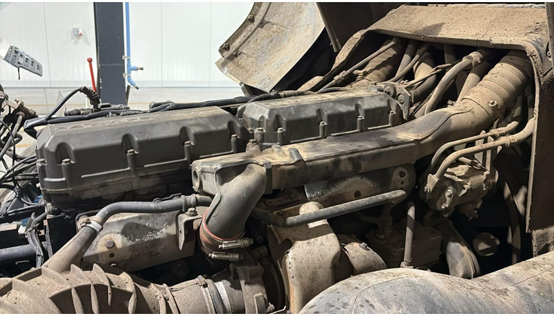 Вантажівка шасі DAF XF 95.430 (EURO 3 / 10 TYRES / 6X2 / MANUAL GEARBOX / BOITE MANUELLE): фото 19 Вантажівка шасі DAF XF 95.430 (EURO 3 / 10 TYRES / 6X2 / MANUAL GEARBOX / BOITE MANUELLE): фото 19