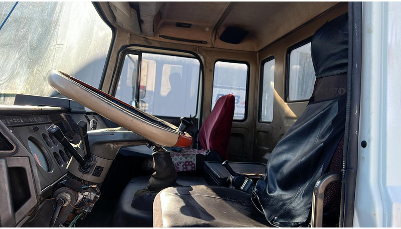 Самоскид вантажівка Iveco MAGIRUS 260 - 34 (LIVRAISON GRATUITE AU PORT D'ANVERS / POMPE MANUELLE): фото 18