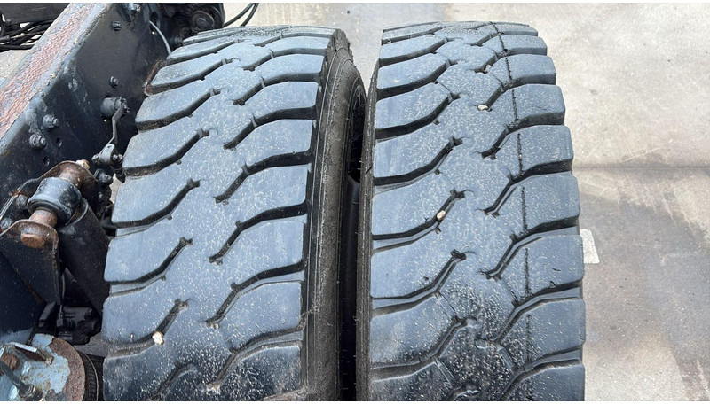 Вантажівка шасі MAN 19.403 (6 CYLINDER / MANUAL GEARBOX / BIG AXLE / GRAND PONT): фото 11 Вантажівка шасі MAN 19.403 (6 CYLINDER / MANUAL GEARBOX / BIG AXLE / GRAND PONT): фото 11