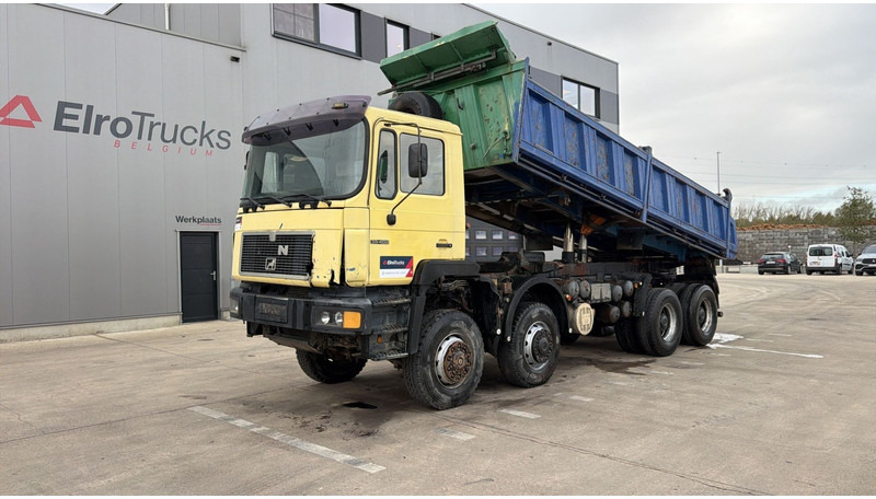 MAN 35.402 (8X8 / BIG AXLES / GRAND PONT / LAMES / STEEL SUSP. / 6 CYLINDER) - Самоскид вантажівка: фото 1 MAN 35.402 (8X8 / BIG AXLES / GRAND PONT / LAMES / STEEL SUSP. / 6 CYLINDER) - Самоскид вантажівка: фото 1