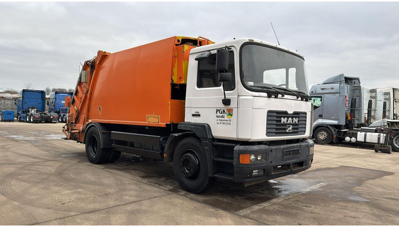 MAN F2000 (GARBAGE TRUCK / TOP CONDITION / 6 CYLINDER / MANUAL GEARBOX) - Сміттєвози: фото 3 MAN F2000 (GARBAGE TRUCK / TOP CONDITION / 6 CYLINDER / MANUAL GEARBOX) - Сміттєвози: фото 3