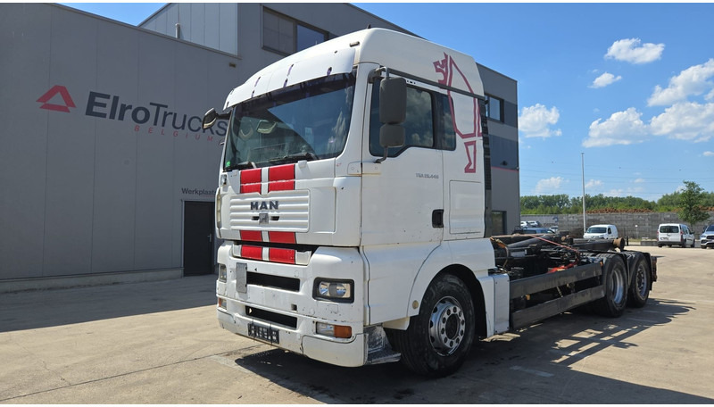 MAN TGA 26.440 (MANUAL GEARBOX / FRONT STEEL / 6X2 / BOITE MANUELLE / DEVANT LAMES) - Вантажівка шасі: фото 1 MAN TGA 26.440 (MANUAL GEARBOX / FRONT STEEL / 6X2 / BOITE MANUELLE / DEVANT LAMES) - Вантажівка шасі: фото 1