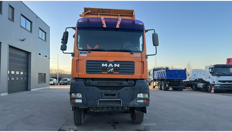MAN TGA 41.480 (8X8 / MANUAL GEARBOX / BOITE MANUELLE / LAMES / BIG AXLE / STEEL SUSP.) - Самоскид вантажівка: фото 2 MAN TGA 41.480 (8X8 / MANUAL GEARBOX / BOITE MANUELLE / LAMES / BIG AXLE / STEEL SUSP.) - Самоскид вантажівка: фото 2