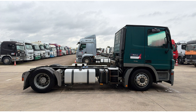 Mercedes-Benz Actros 1841 (EPS / 3 PEDALS / RETARDER / V6) - Вантажівка шасі: фото 3 Mercedes-Benz Actros 1841 (EPS / 3 PEDALS / RETARDER / V6) - Вантажівка шасі: фото 3