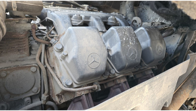Mercedes-Benz Actros 2636 (6X4 / LAMES / GRAND PONT / MP2 / STEEL SUSP. / BOITE MANUELLE / MANUAL GEARBOX / 9M CHASSIS !!!) в лізинг Mercedes-Benz Actros 2636 (6X4 / LAMES / GRAND PONT / MP2 / STEEL SUSP. / BOITE MANUELLE / MANUAL GEARBOX / 9M CHASSIS !!!): фото 18
