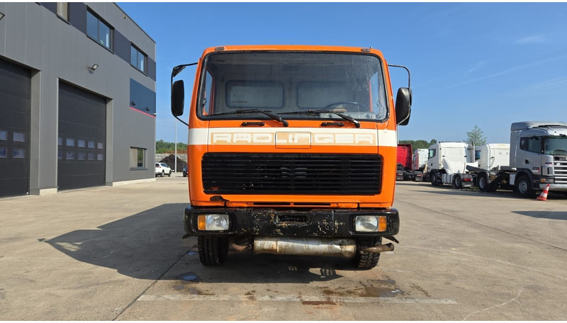 Mercedes-Benz SK 1619 (12.400L / GERMAN TRUCK / CAMION ALLEMAGNE / LAMES / GRAND PONT / V6) - Вантажівка цистерна: фото 2 Mercedes-Benz SK 1619 (12.400L / GERMAN TRUCK / CAMION ALLEMAGNE / LAMES / GRAND PONT / V6) - Вантажівка цистерна: фото 2