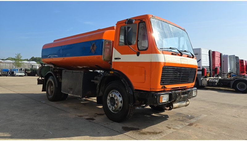 Mercedes-Benz SK 1619 (12.400L / GERMAN TRUCK / CAMION ALLEMAGNE / LAMES / GRAND PONT / V6) - Вантажівка цистерна: фото 3 Mercedes-Benz SK 1619 (12.400L / GERMAN TRUCK / CAMION ALLEMAGNE / LAMES / GRAND PONT / V6) - Вантажівка цистерна: фото 3