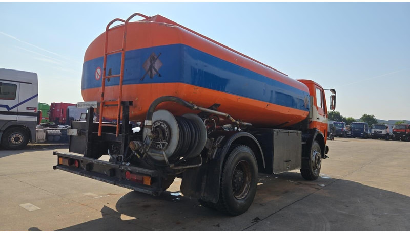 Mercedes-Benz SK 1619 (12.400L / GERMAN TRUCK / CAMION ALLEMAGNE / LAMES / GRAND PONT / V6) - Вантажівка цистерна: фото 5 Mercedes-Benz SK 1619 (12.400L / GERMAN TRUCK / CAMION ALLEMAGNE / LAMES / GRAND PONT / V6) - Вантажівка цистерна: фото 5