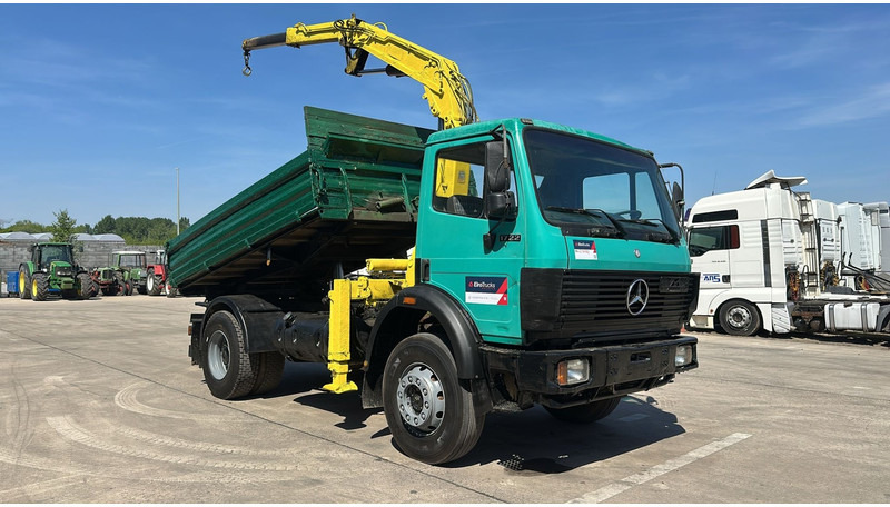 Mercedes-Benz SK 1722 (4X4 / LAMES / GRAND PONT / GRUE / TRES PROPRE / BIG HUB / STEEL SUSP. / V6) - Самоскид вантажівка, Вантажівка з маніпулятором: фото 3 Mercedes-Benz SK 1722 (4X4 / LAMES / GRAND PONT / GRUE / TRES PROPRE / BIG HUB / STEEL SUSP. / V6) - Самоскид вантажівка, Вантажівка з маніпулятором: фото 3
