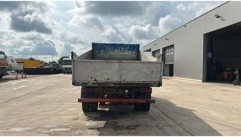 Mercedes-Benz SK 809 (POMPE MANUELLE / MANUAL PUMP / HELPER / AUXILAIRY / SPER / STEEL SUSP.) - Самоскид вантажівка: фото 5 Mercedes-Benz SK 809 (POMPE MANUELLE / MANUAL PUMP / HELPER / AUXILAIRY / SPER / STEEL SUSP.) - Самоскид вантажівка: фото 5