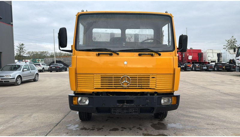 Mercedes-Benz SK 814 (MANUAL PUMP / POMPE MANUELLE / LAMES) - Самоскид вантажівка: фото 2 Mercedes-Benz SK 814 (MANUAL PUMP / POMPE MANUELLE / LAMES) - Самоскид вантажівка: фото 2