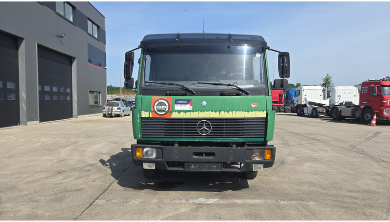 Mercedes-Benz SK 814 (MANUAL PUMP / STEEL SUSP. / POMPE MANUELLE / LAMES / 6 CYLINDER) - Автовоз вантажівка: фото 2 Mercedes-Benz SK 814 (MANUAL PUMP / STEEL SUSP. / POMPE MANUELLE / LAMES / 6 CYLINDER) - Автовоз вантажівка: фото 2