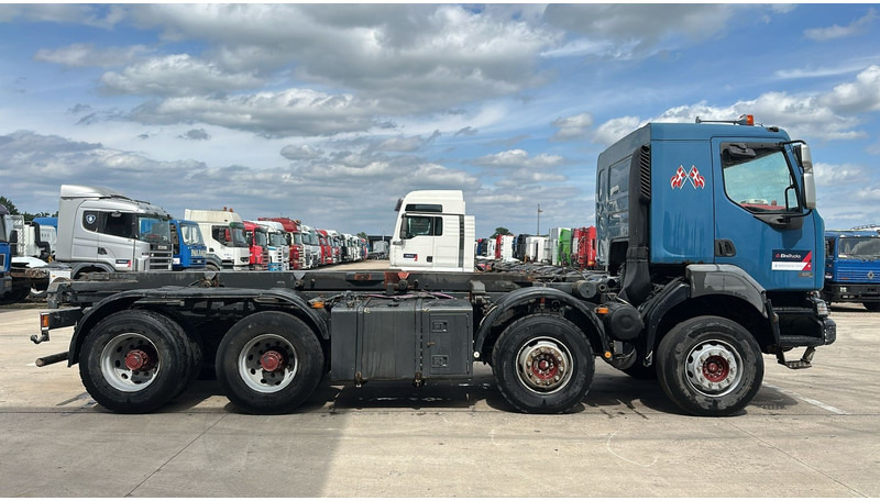 Renault KERAX 420 (8X4 / GRAND PONT / LAMES / BOITE MANUELLE / BONNE ETAT) - Вантажівка шасі: фото 4 Renault KERAX 420 (8X4 / GRAND PONT / LAMES / BOITE MANUELLE / BONNE ETAT) - Вантажівка шасі: фото 4