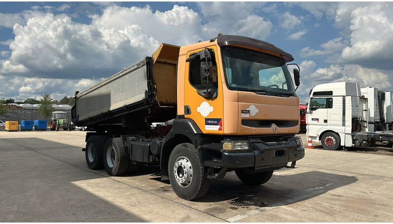 Renault Kerax 385 (POMPE MANUELLE / MANUAL PUMP / 6X4 / LAMES / GRAND PONT) - Самоскид вантажівка: фото 3 Renault Kerax 385 (POMPE MANUELLE / MANUAL PUMP / 6X4 / LAMES / GRAND PONT) - Самоскид вантажівка: фото 3