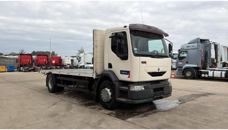 Renault Midlum 270 (18 TONNES / BOITE MANUELLE / MANUAL GEARBOX / GOOD CONDITION) - Бортова вантажівка/ Платформа: фото 3 Renault Midlum 270 (18 TONNES / BOITE MANUELLE / MANUAL GEARBOX / GOOD CONDITION) - Бортова вантажівка/ Платформа: фото 3