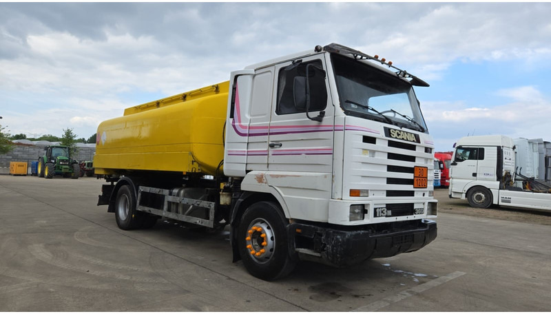 Scania 113-360 (13500L / POMPE MANUELLE / MANUAL PUMP / TOP CONDITION / WITH PUMP + COUNTER !!) - Вантажівка цистерна: фото 3 Scania 113-360 (13500L / POMPE MANUELLE / MANUAL PUMP / TOP CONDITION / WITH PUMP + COUNTER !!) - Вантажівка цистерна: фото 3