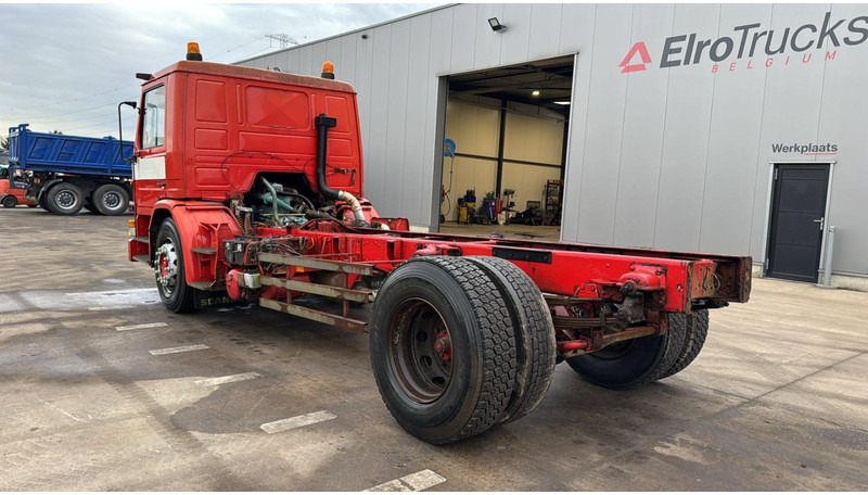 Вантажівка шасі Scania 82 - 210 (LAMES / STEEL SUSP. / POMPE MANUELLE / MANUAL PUMP): фото 11