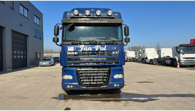 DAF 105 XF 410 (BOITE MANUELLE / MANUAL GEARBOX / GOOD CONDITION) - Тягач: фото 2 DAF 105 XF 410 (BOITE MANUELLE / MANUAL GEARBOX / GOOD CONDITION) - Тягач: фото 2