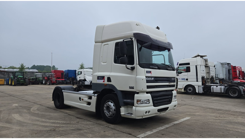 DAF 85 CF 460 (PARFAIT ETAT / PERFECT CONDITION / TRES PROPRE !!!!) - Тягач: фото 3 DAF 85 CF 460 (PARFAIT ETAT / PERFECT CONDITION / TRES PROPRE !!!!) - Тягач: фото 3
