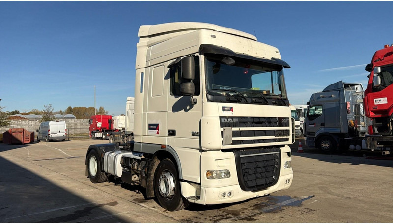 DAF XF 105.460 (BOITE MANUELLE / MANUAL GEARBOX) - Тягач: фото 3 DAF XF 105.460 (BOITE MANUELLE / MANUAL GEARBOX) - Тягач: фото 3