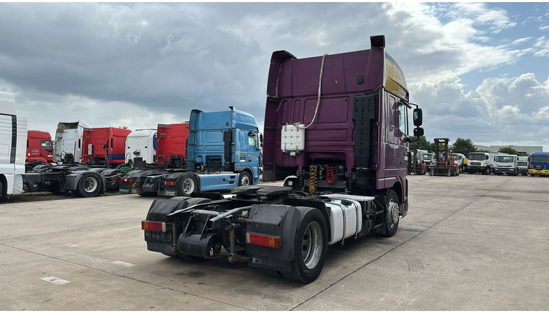 DAF XF 105.460 (BOITE MANUELLE / MANUAL GEARBOX / GOOD CONDITON) - Тягач: фото 5 DAF XF 105.460 (BOITE MANUELLE / MANUAL GEARBOX / GOOD CONDITON) - Тягач: фото 5