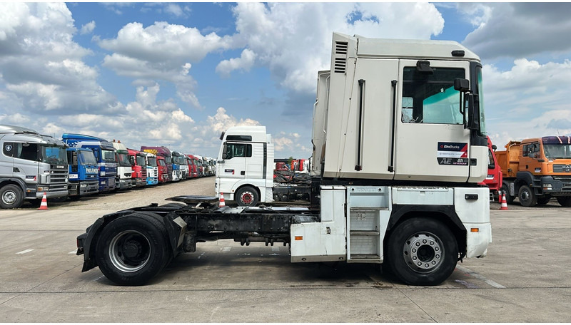 Renault Magnum AE 420 (2 CULLASE / MANUAL PUMP / POMPE MANUELLE / GRAND PONT / BIG AXLE) - Тягач: фото 3 Renault Magnum AE 420 (2 CULLASE / MANUAL PUMP / POMPE MANUELLE / GRAND PONT / BIG AXLE) - Тягач: фото 3