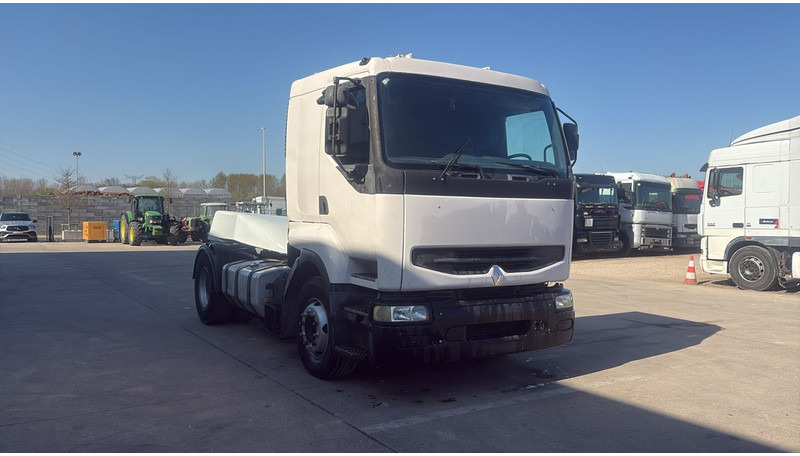 Renault Premium 385 (POMPE MANUELLE / MANUAL PUMP / BOITE MANUELLE / GRAND PONT) - Тягач: фото 2 Renault Premium 385 (POMPE MANUELLE / MANUAL PUMP / BOITE MANUELLE / GRAND PONT) - Тягач: фото 2