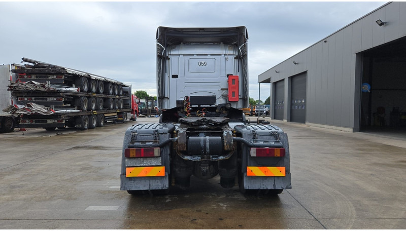 Тягач Scania 124 - 360 (POMPE MANUELLE / MANUAL PUMP / BOITE MANUELLE / MANUAL GEARBOX / AIRCO): фото 6