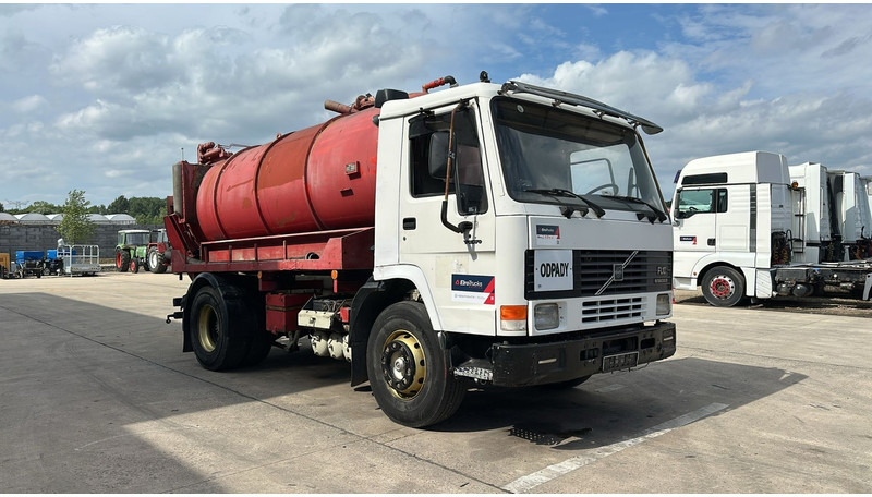 Volvo FL 10 - 280 (12.000L / POMPE MANUELLE / MANUAL PUMP / BOITE MANUELLE / MANUAL GEARBOX) - Асенізатори: фото 3 Volvo FL 10 - 280 (12.000L / POMPE MANUELLE / MANUAL PUMP / BOITE MANUELLE / MANUAL GEARBOX) - Асенізатори: фото 3