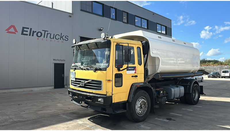 Volvo FL 6-18 (12400 LITERS / 3 COMPARTIMENTS / EURO 2 / STEEL SUSP. / LAMES) - Вантажівка цистерна: фото 1 Volvo FL 6-18 (12400 LITERS / 3 COMPARTIMENTS / EURO 2 / STEEL SUSP. / LAMES) - Вантажівка цистерна: фото 1