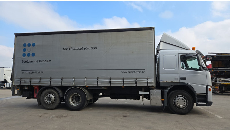Volvo FM 400 (BELGIAN TRUCK / TECHNICAL TOP CONDITION !! / 6X2 / LIFT / EURO 5) - Тентована вантажівка: фото 4 Volvo FM 400 (BELGIAN TRUCK / TECHNICAL TOP CONDITION !! / 6X2 / LIFT / EURO 5) - Тентована вантажівка: фото 4