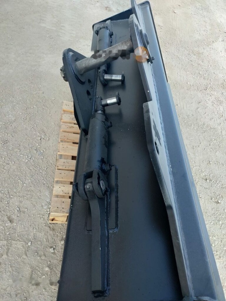 Galen OQ65 Tilt Bucket - Ківш екскаватора: фото 3 Galen OQ65 Tilt Bucket - Ківш екскаватора: фото 3