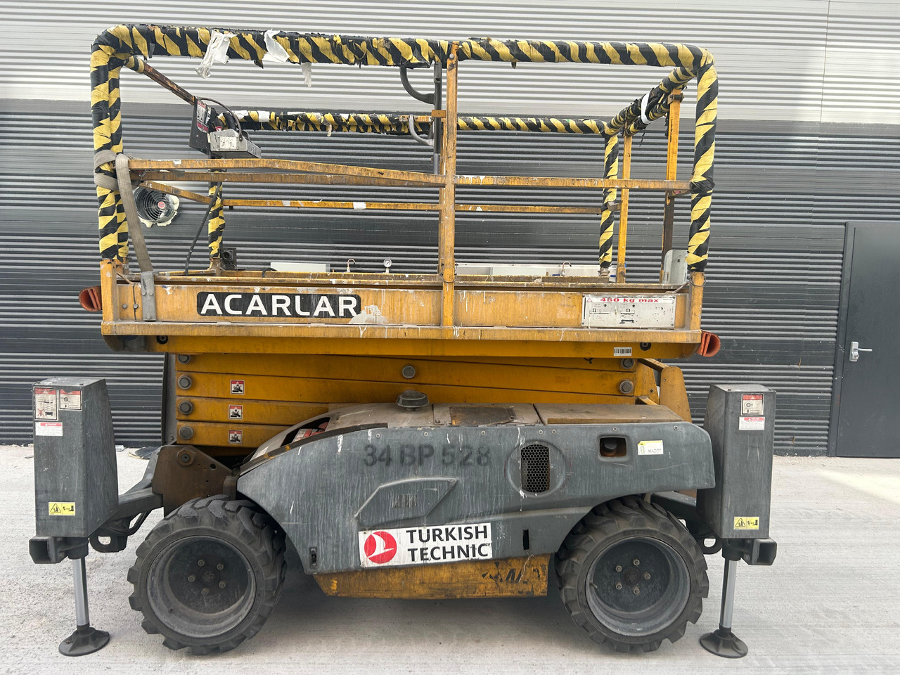 HAULOTTE 12DX COMPACT - Ножичний підйомник: фото 1 HAULOTTE 12DX COMPACT - Ножичний підйомник: фото 1