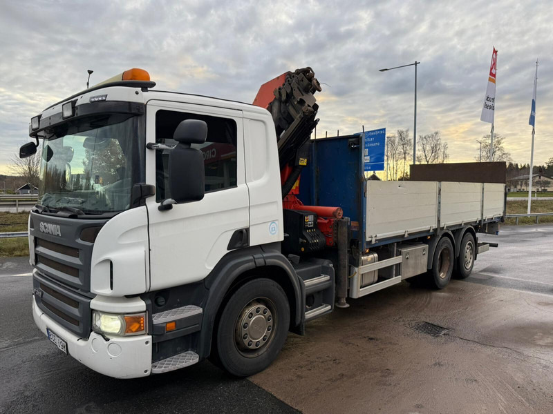 Scania P310 - Бортова вантажівка/ Платформа, Вантажівка з маніпулятором: фото 1 Scania P310 - Бортова вантажівка/ Платформа, Вантажівка з маніпулятором: фото 1