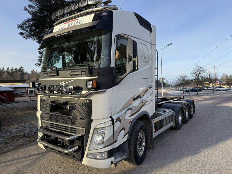 Volvo FH500 - Гаковий мультиліфт вантажівка, Вантажівка з маніпулятором: фото 1 Volvo FH500 - Гаковий мультиліфт вантажівка, Вантажівка з маніпулятором: фото 1