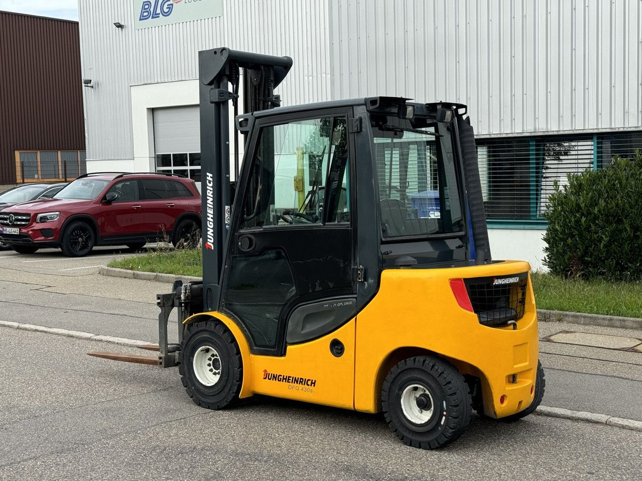 Jungheinrich DFG 430s 600DZ 3t Triplex 6m Zinkenverst. Seiten - Дизельний навантажувач: фото 5 Jungheinrich DFG 430s 600DZ 3t Triplex 6m Zinkenverst. Seiten - Дизельний навантажувач: фото 5