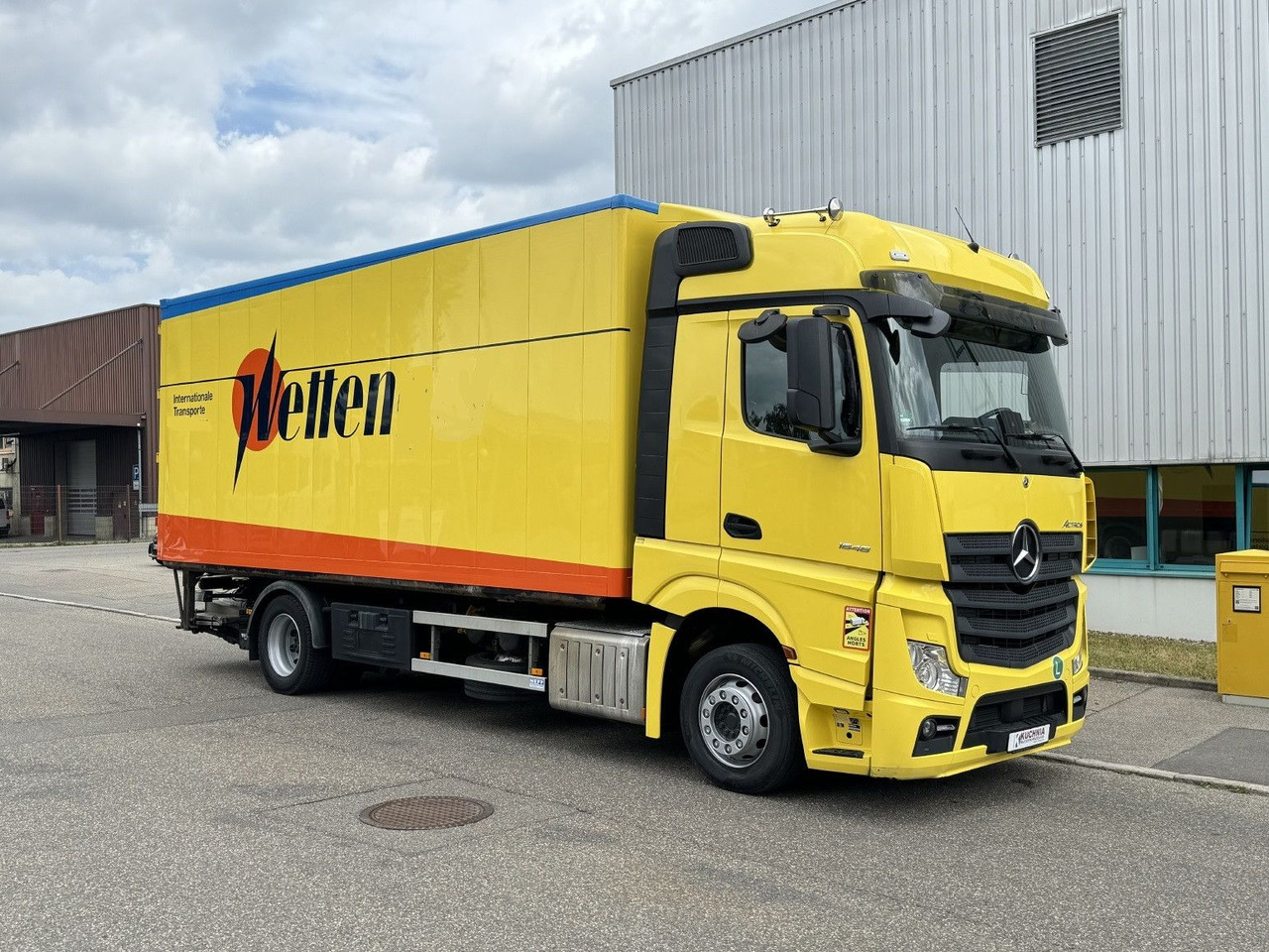 Mercedes-Benz Actros 1848 LL Gr.Haus AWL-Möbelkoffer uLBW - Вантажівка з закритим кузовом: фото 4 Mercedes-Benz Actros 1848 LL Gr.Haus AWL-Möbelkoffer uLBW - Вантажівка з закритим кузовом: фото 4