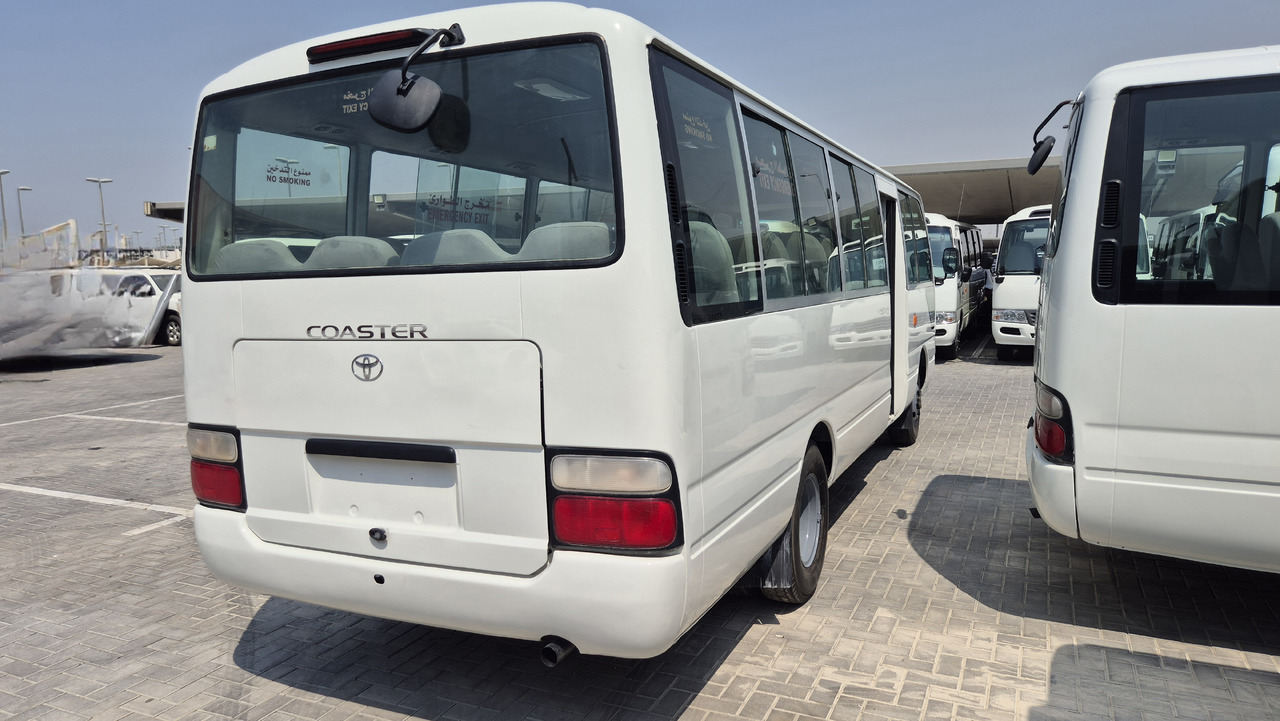 TOYOTA Coaster ... 30 places - Climatisé - Мікроавтобус, Пасажирський фургон: фото 3 TOYOTA Coaster ... 30 places - Climatisé - Мікроавтобус, Пасажирський фургон: фото 3