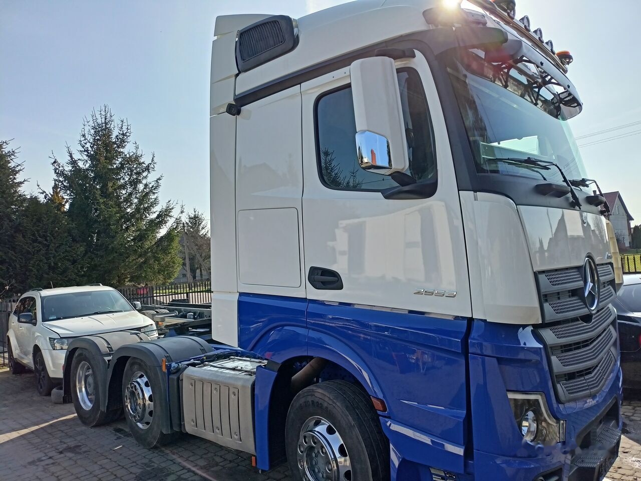 Mercedes-Benz Actros 2553 - Тягач: фото 2 Mercedes-Benz Actros 2553 - Тягач: фото 2