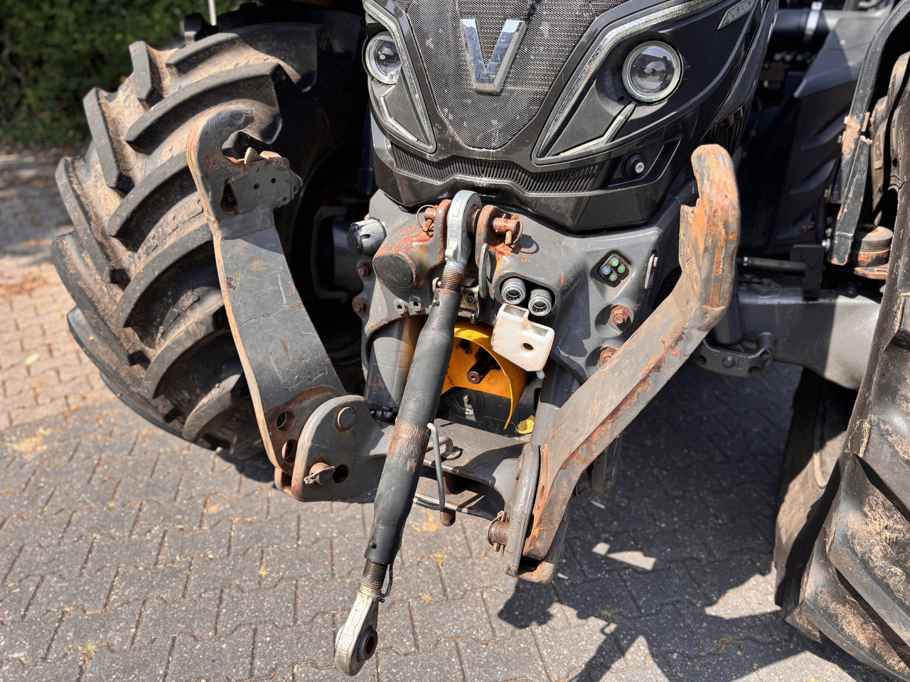 VALTRA T214 Direct - Трактор: фото 5 VALTRA T214 Direct - Трактор: фото 5